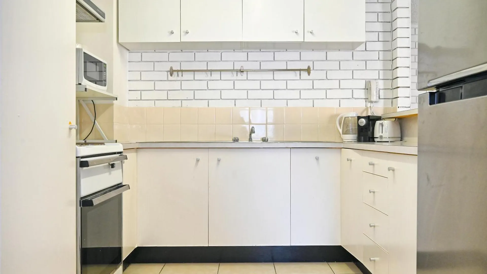 Location Is Everything - Shops, Beaches, Views Zg3 Caloundra 0*,  Australia