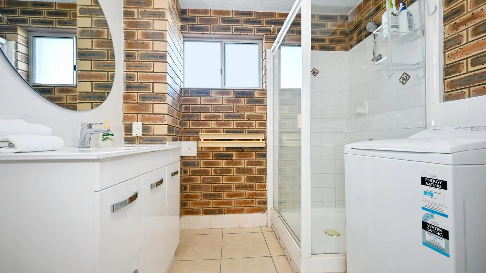 Location Is Everything - Shops, Beaches, Views Zg3 Caloundra Apartment
