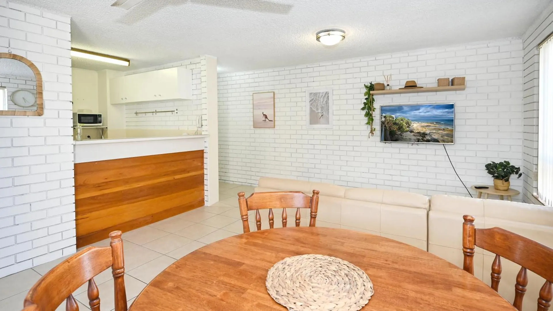 Location Is Everything - Shops, Beaches, Views Zg3 Caloundra